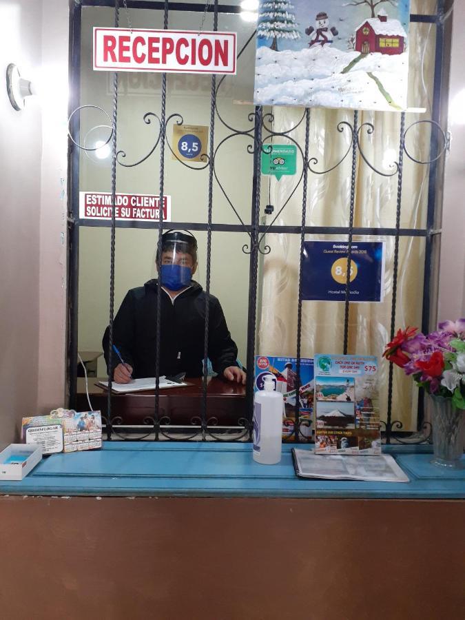 Hostal Mediodia Кито Екстериор снимка